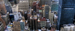 Foto aérea de prédios de uma cidade