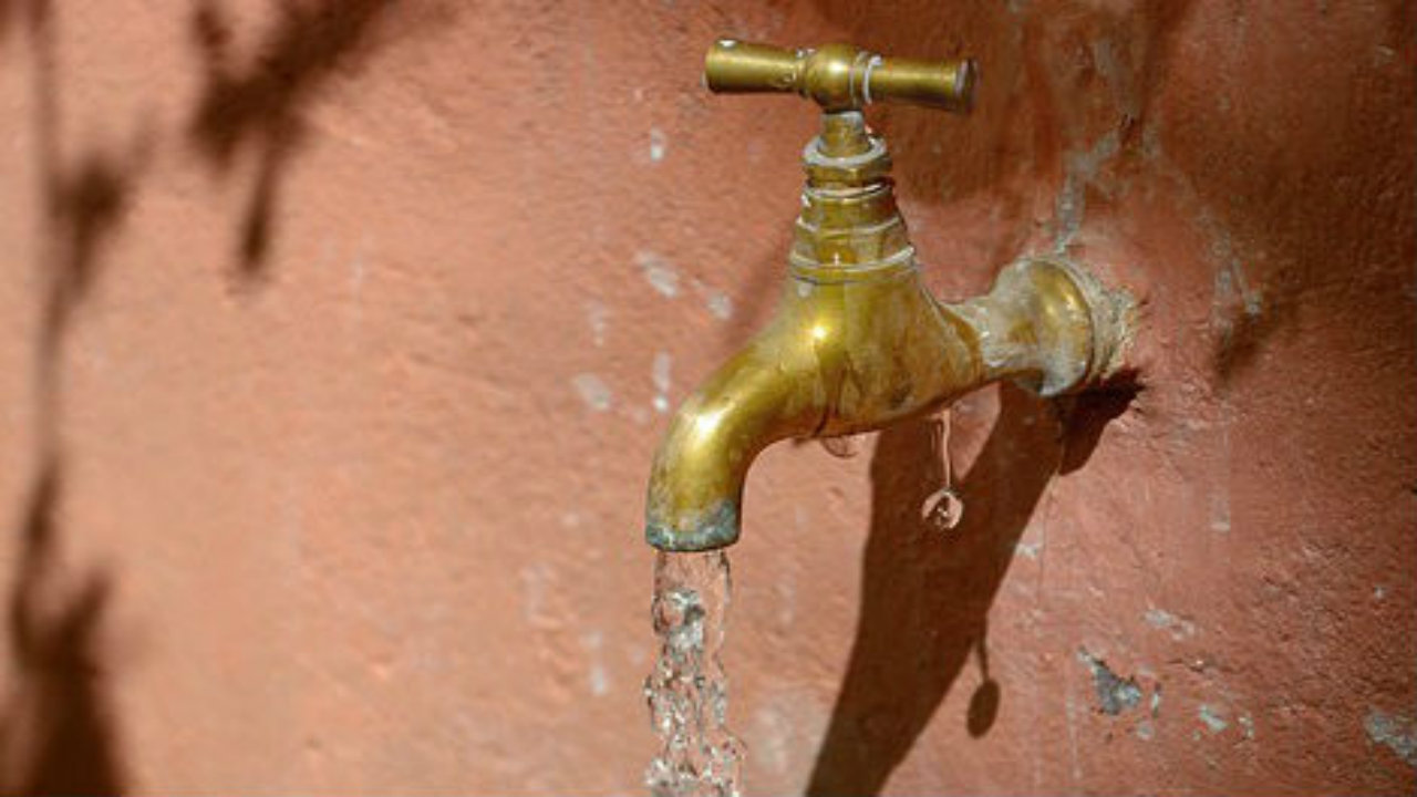 O desperdício de água é uma realidade insustentável no Brasil / Imagem: Pixabay